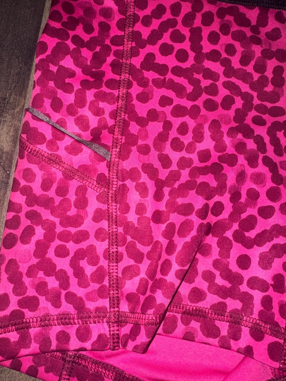 Lululemon Speed Shorts Pink Leopard Print Sz 6 Discontinued 2014 - Picture 3 of 8